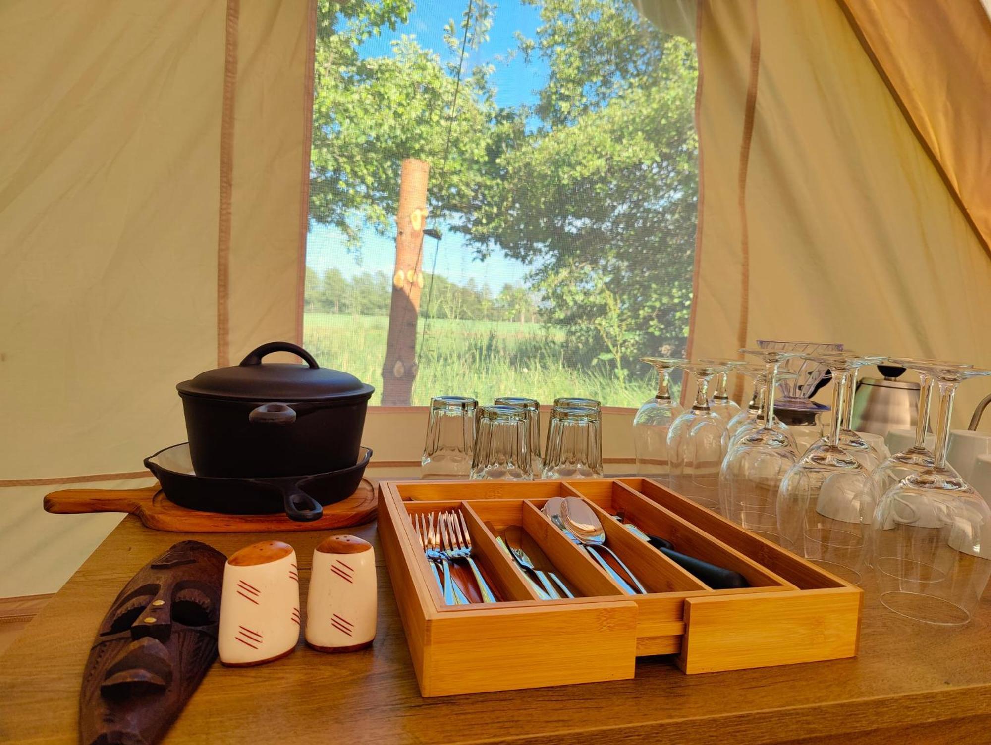 Under Canvas Bornholm Ostermarie Luaran gambar