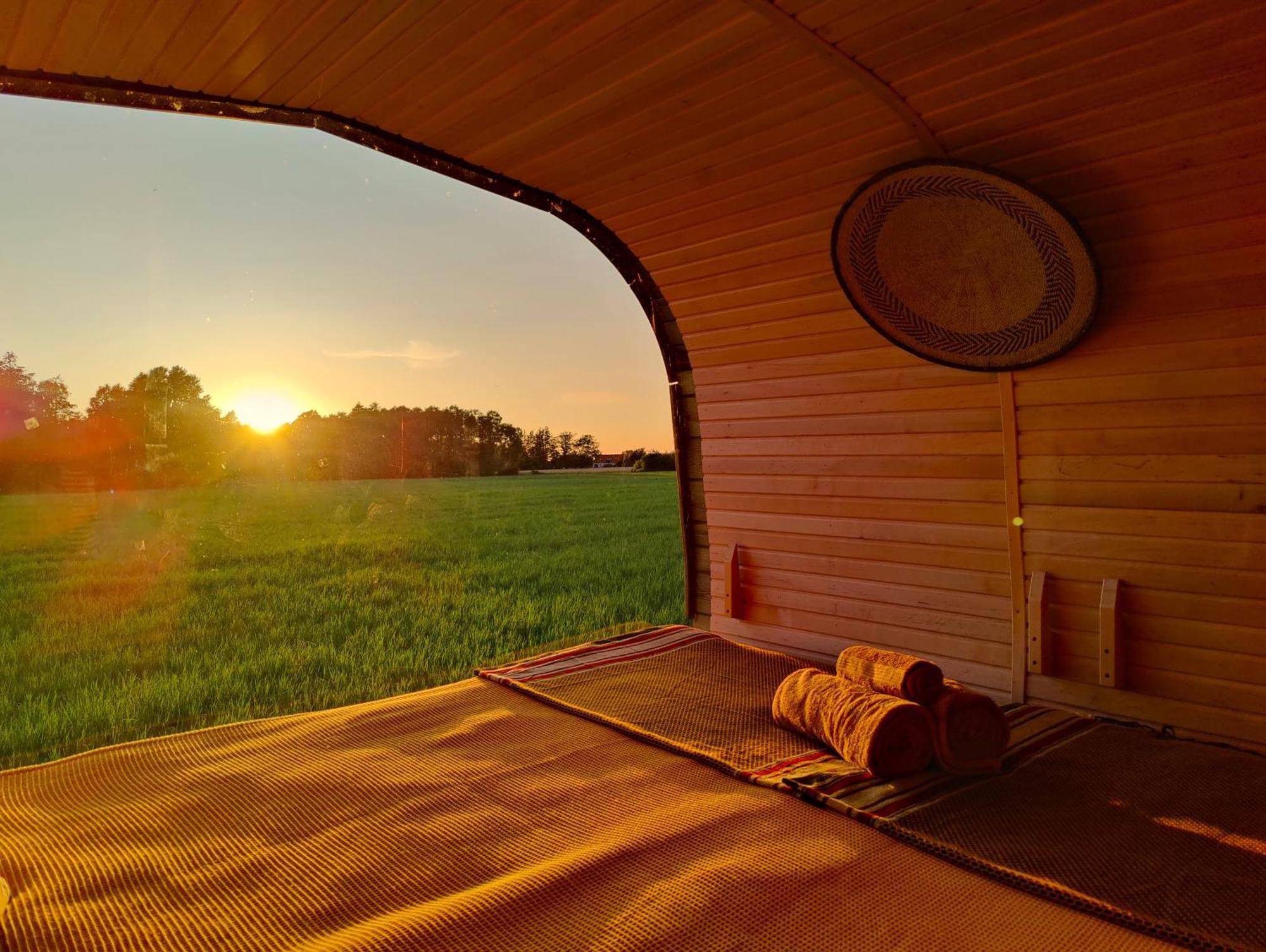 Under Canvas Bornholm Ostermarie Luaran gambar
